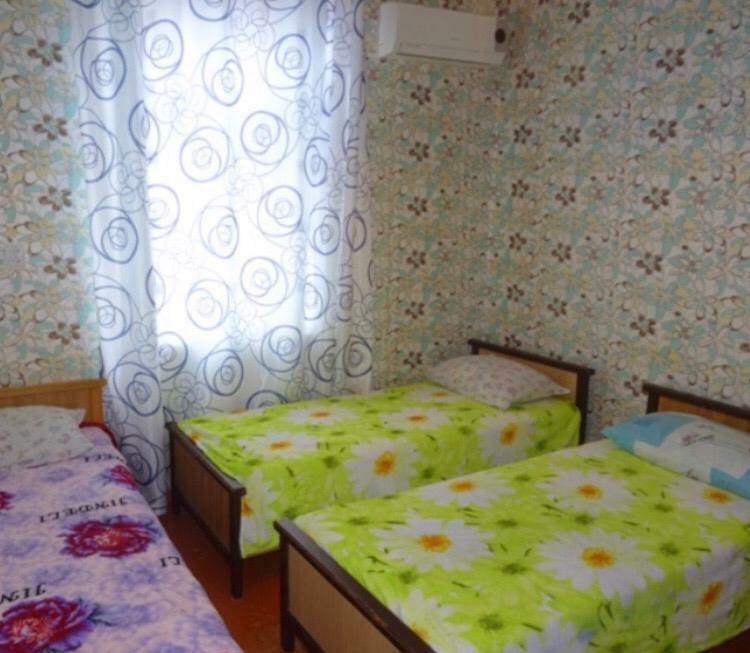Гостевой Дом Мимоза Gagra Bagian luar foto